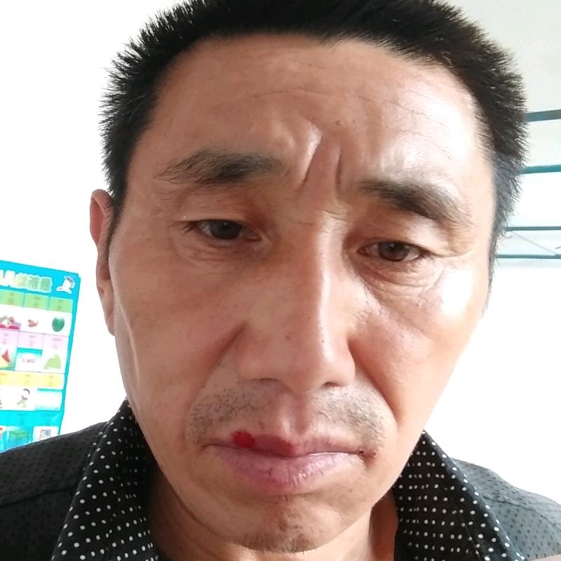 王德华