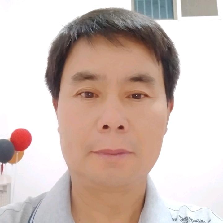 冯西明专业种植中药材