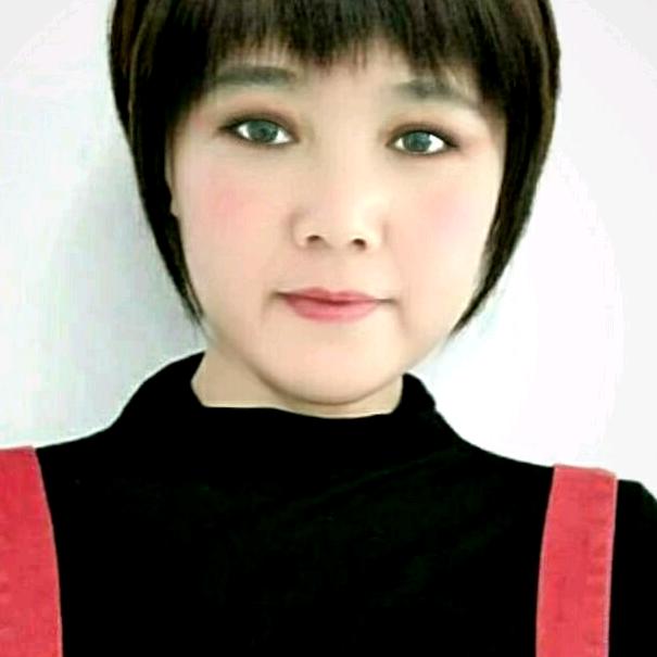 牛牛奶奶