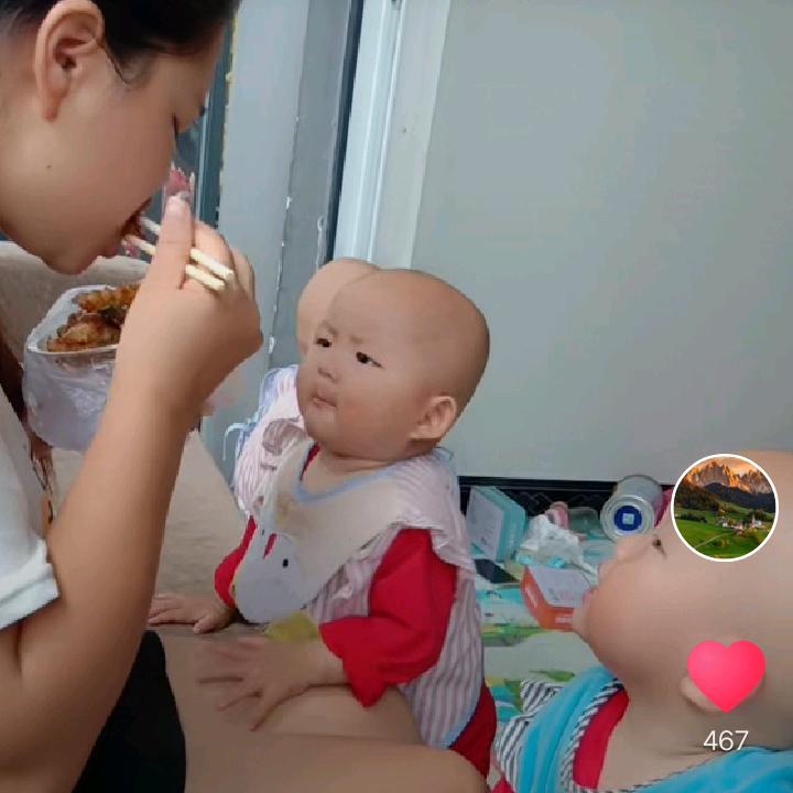 龙凤三胞胎