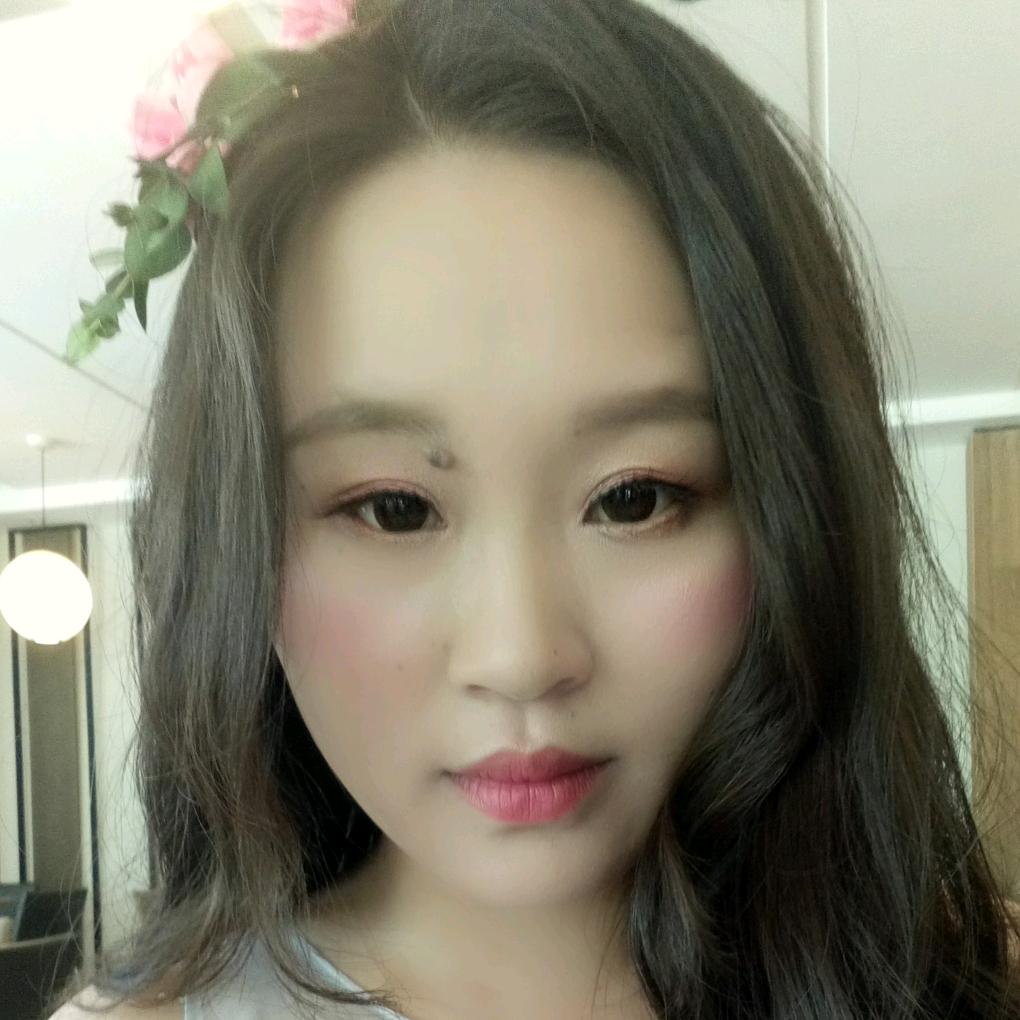 莫、小然