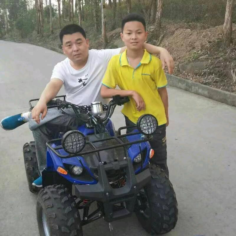 用户两江新区洛碛镇一棵白杨树