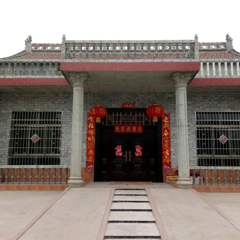 月亮升上柳梢