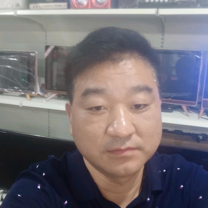 朱泾小商品市场1055俊福电器，冯加福需