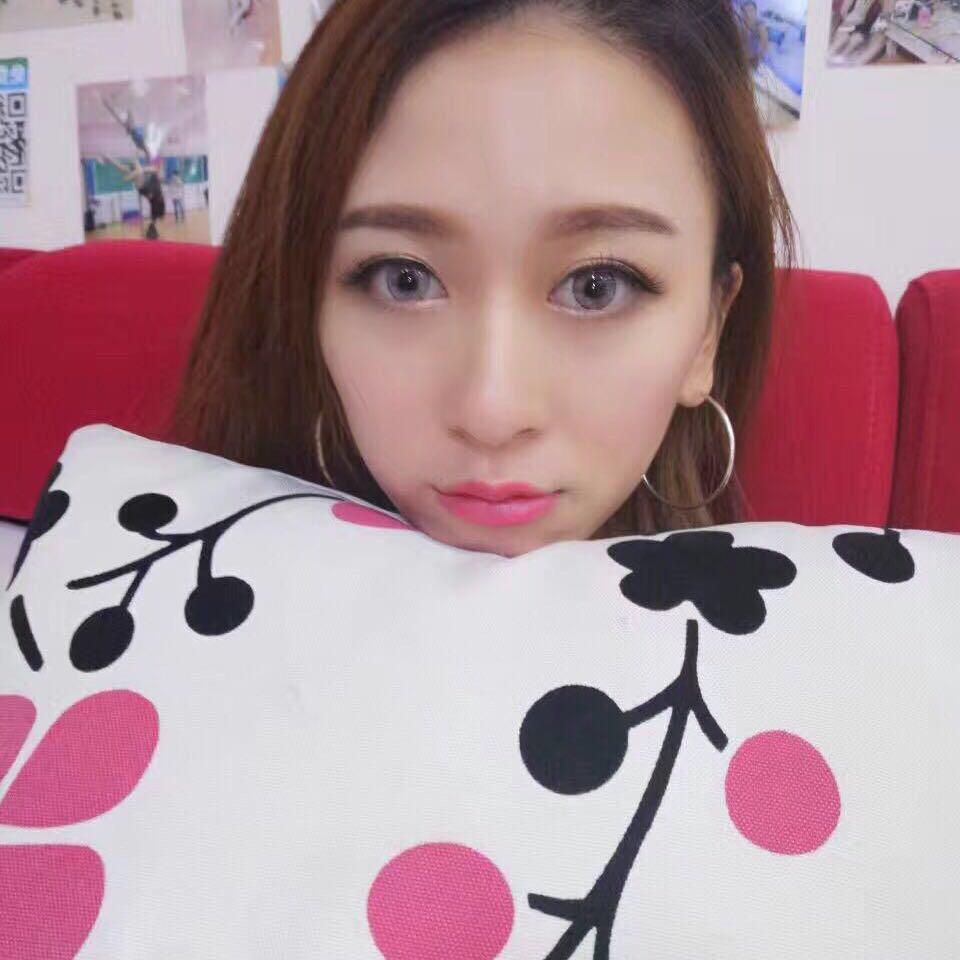 小君君..