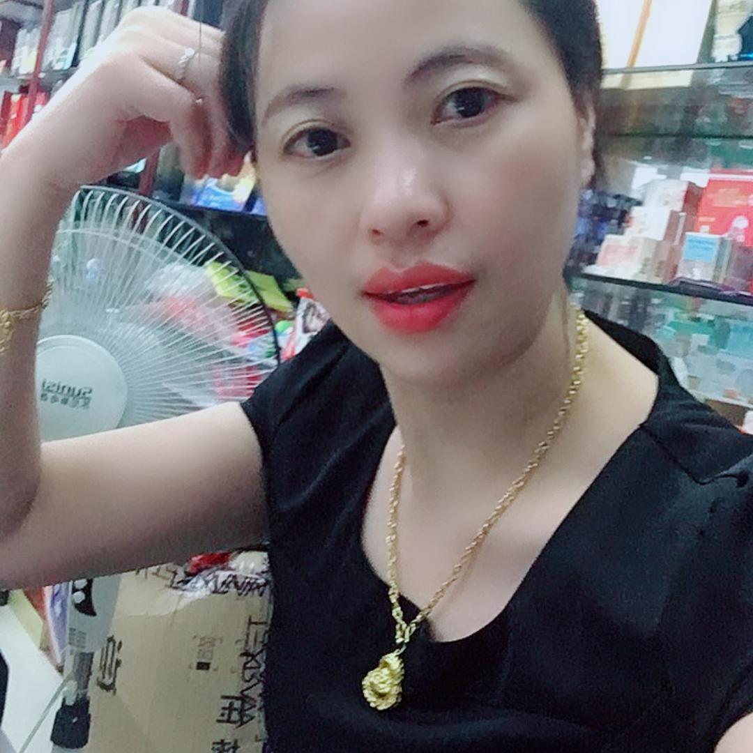 飞翔的燕子