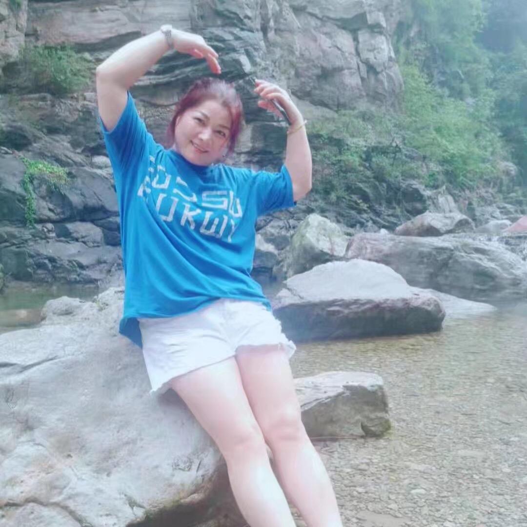 秦金香《单亲妈妈》