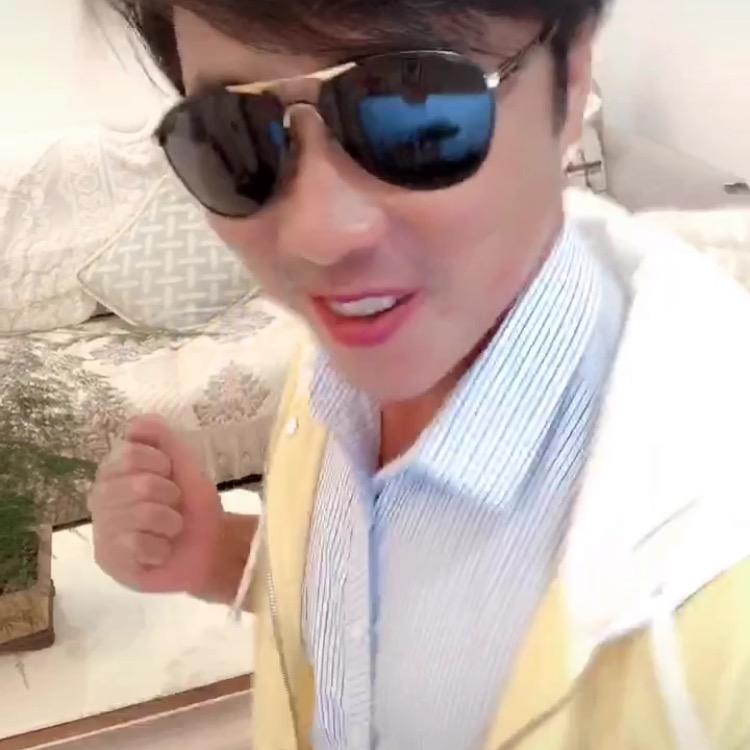 小刀哥
