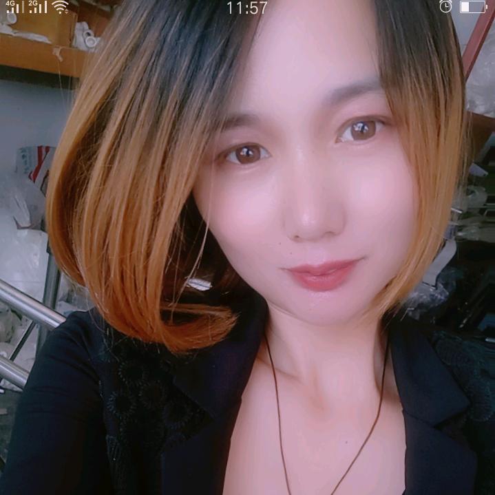 莲莲