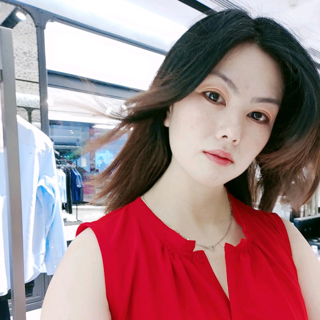 明媚如花🌸🌸