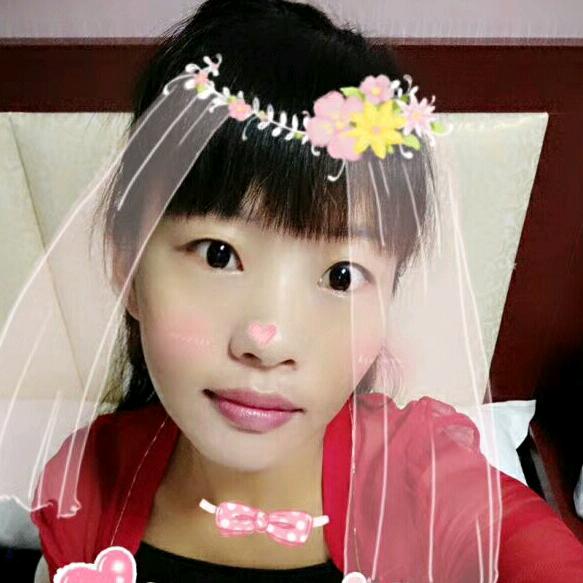 淡然笑笑