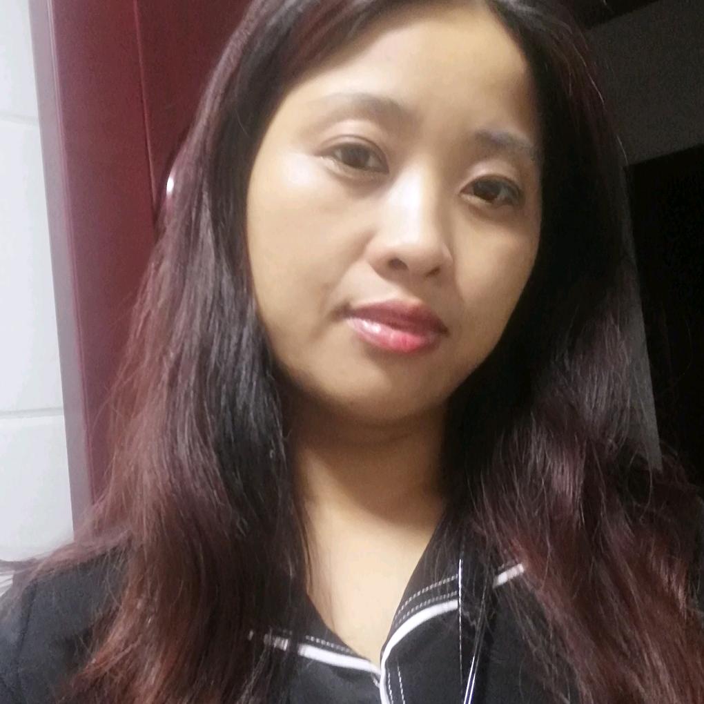 杨红英