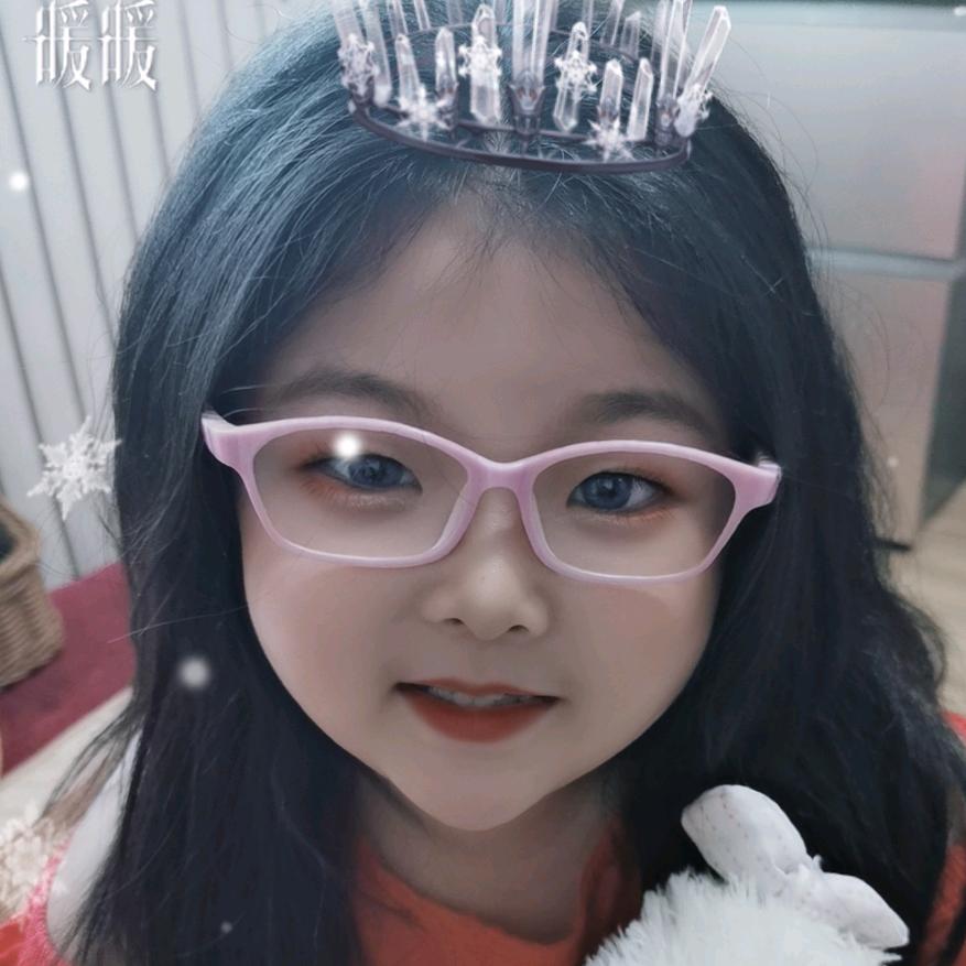 阳光下向日葵，不聊天！拒私聊