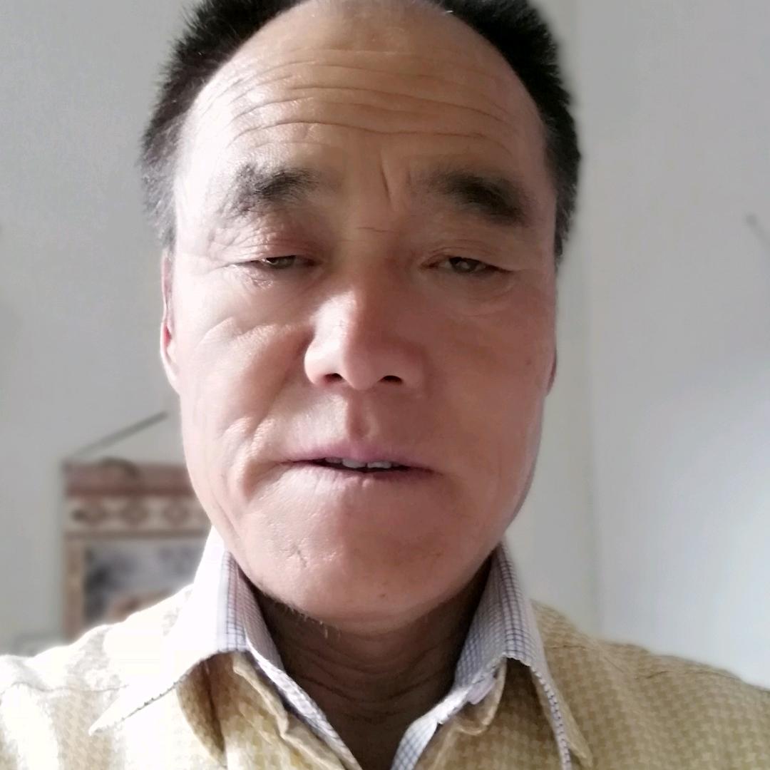 平常的奋斗而成功。