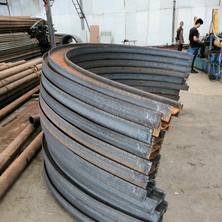 型材拉弯、钢拱架制作