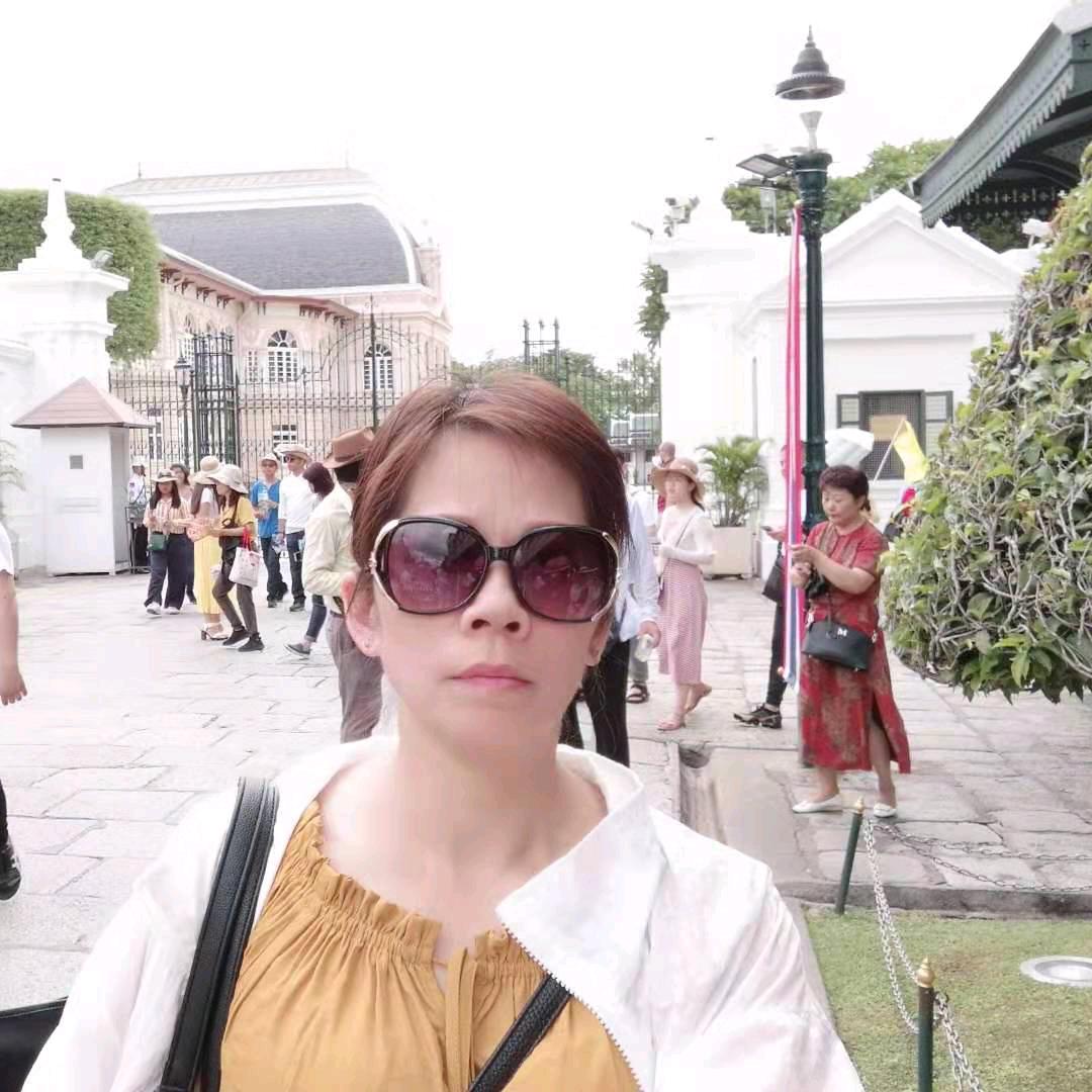 凝芸冰澜