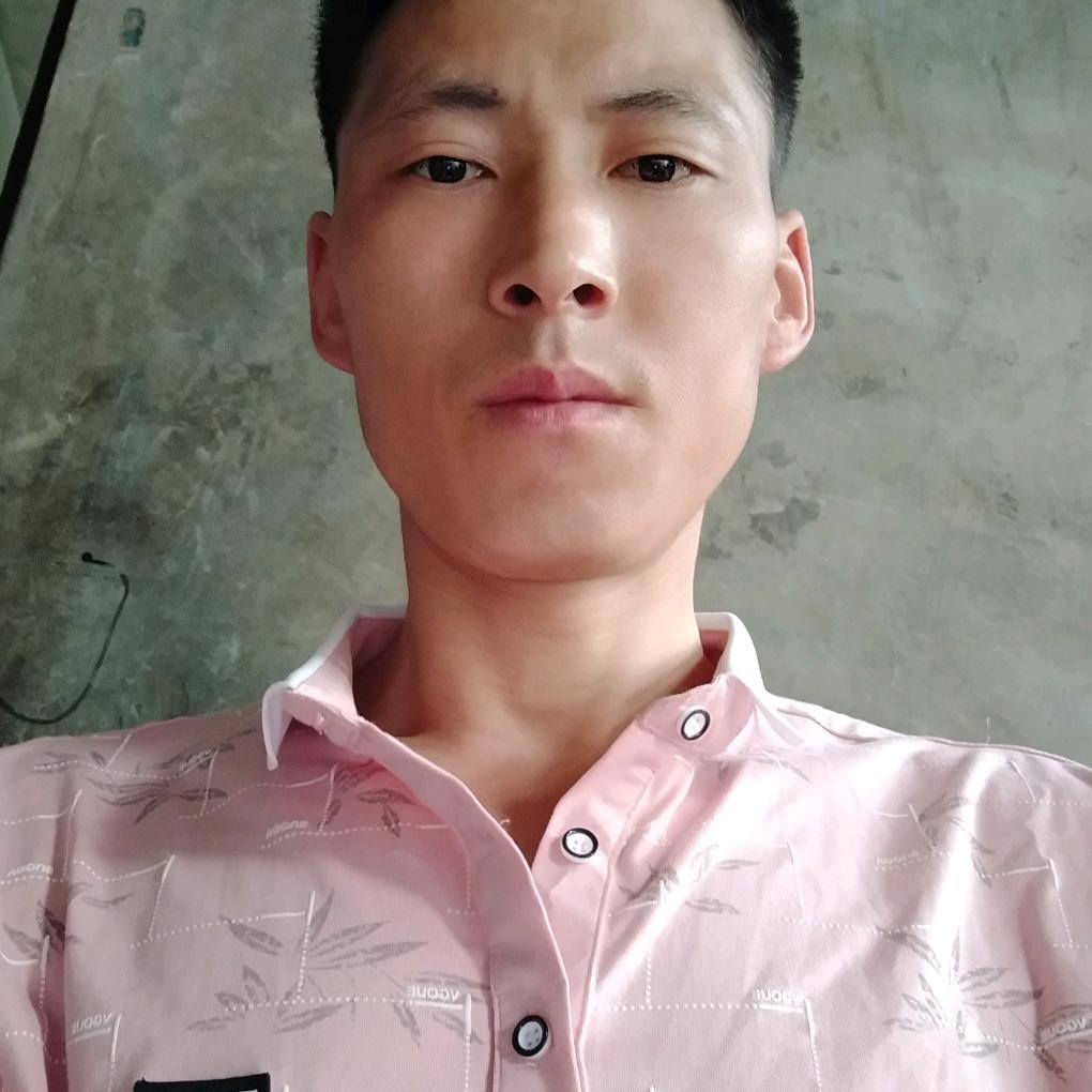 r1638421242637专业地板安装