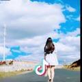 凯丽。