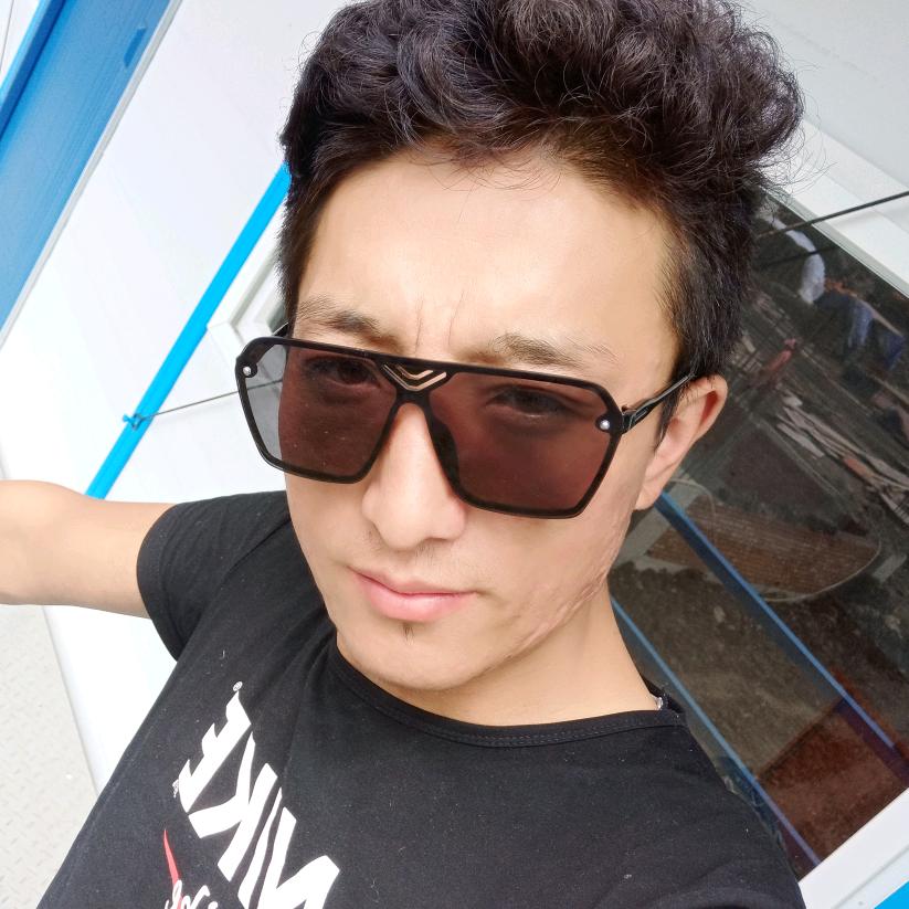 用户791126874