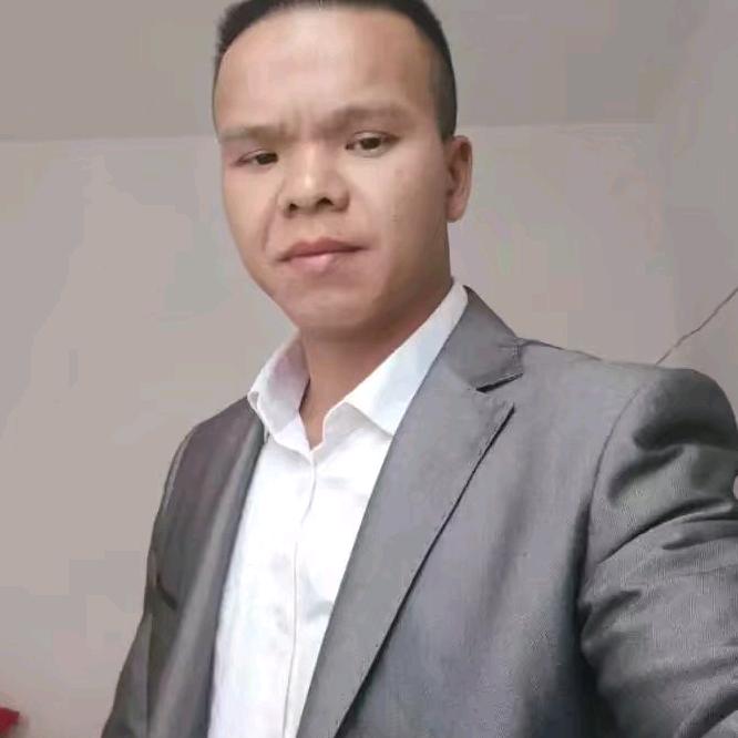 single"uncle,"older"