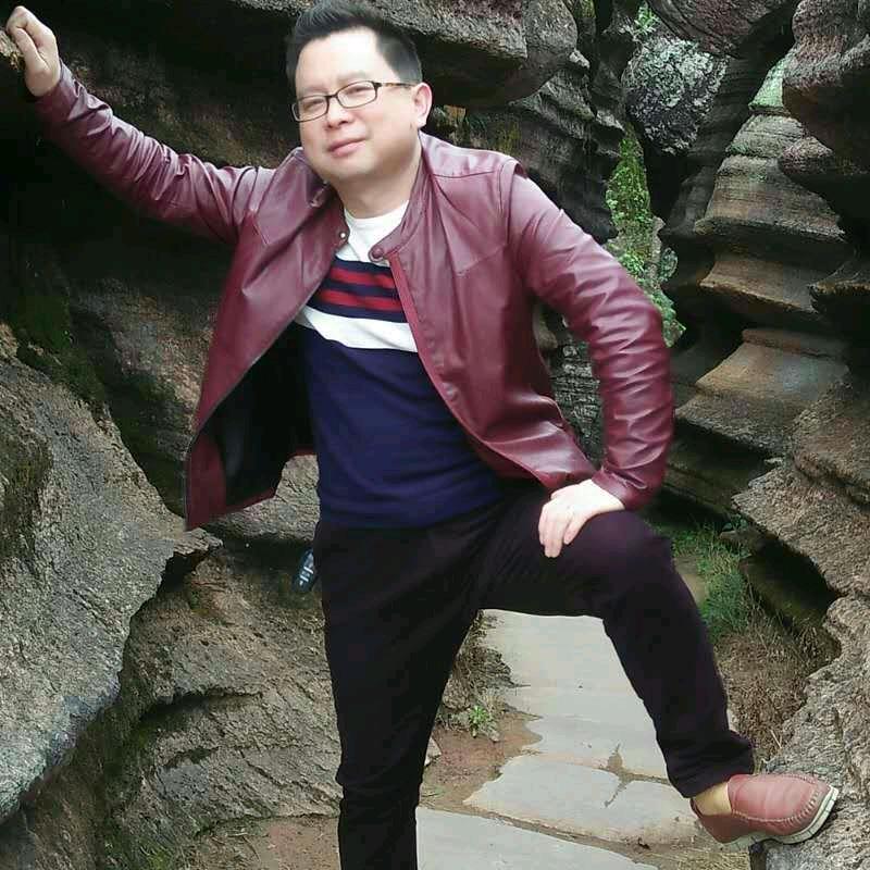 默哥哥