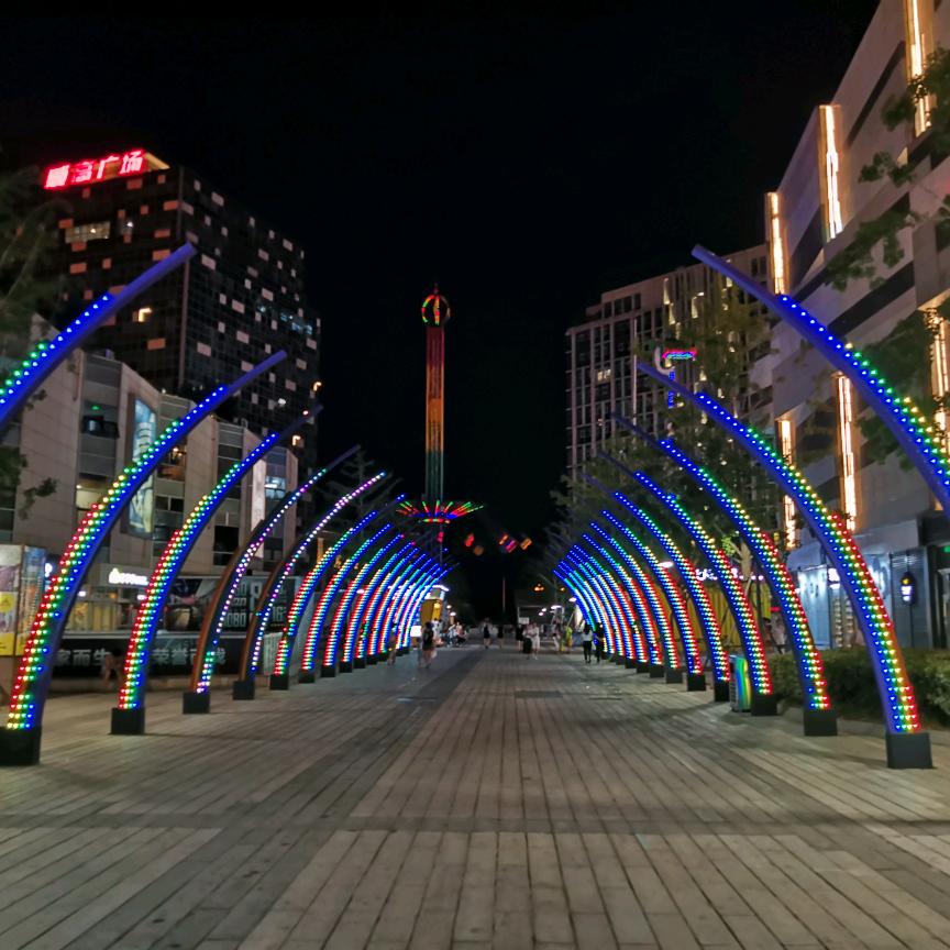 成成爱吃饭