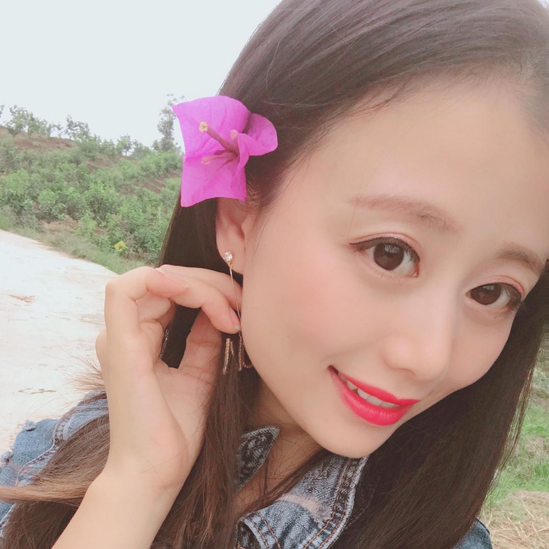 小酒窝