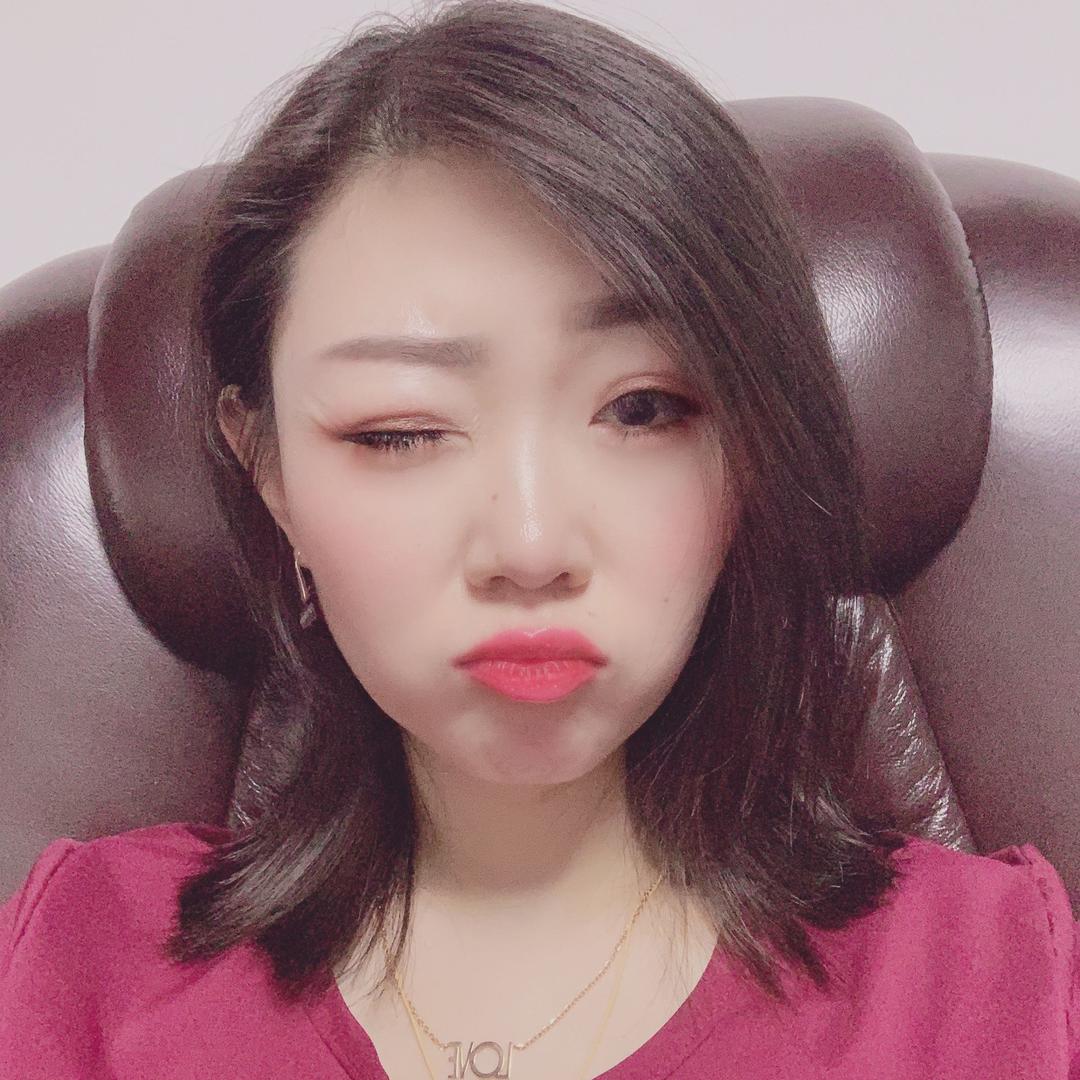 霞儿