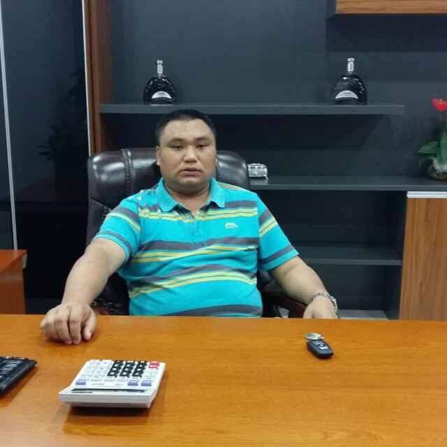 丰田霸道越野车（峰哥）