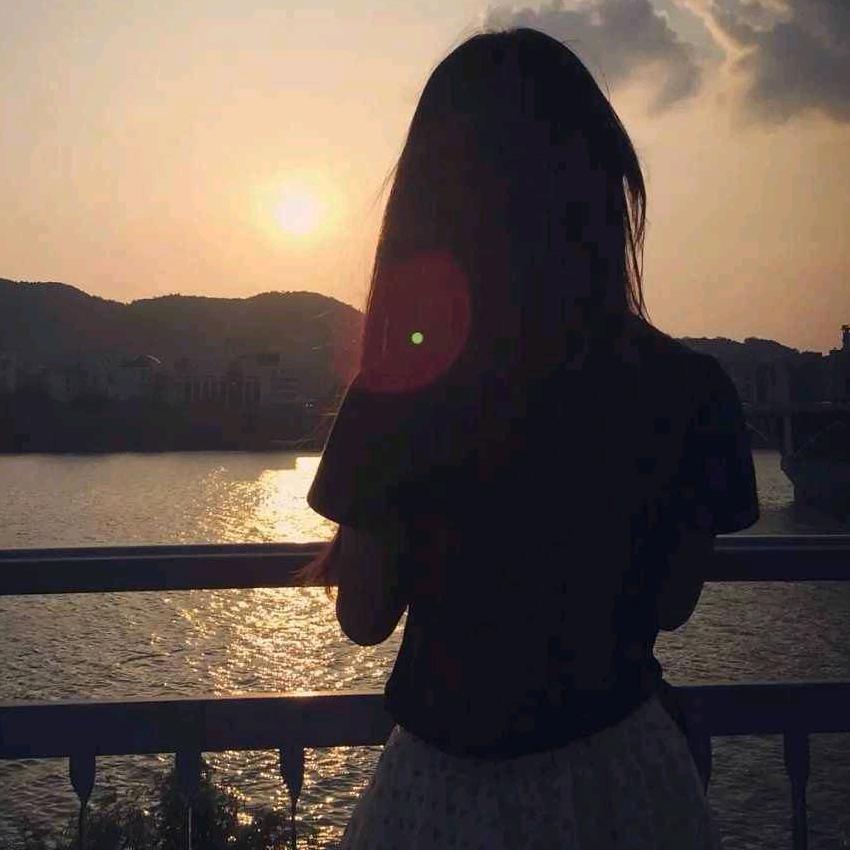 *( ❤️ ˍ ❤️ )/^O^