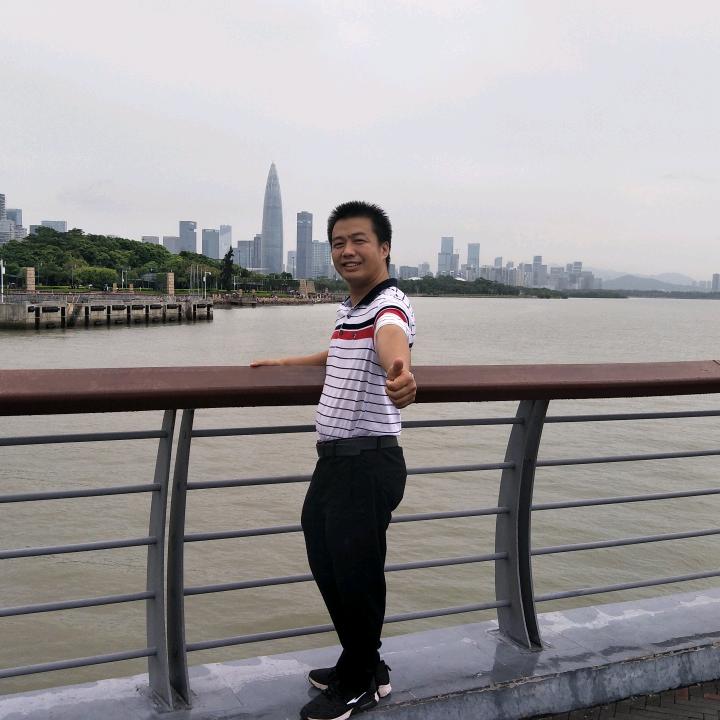 华哥（爱音乐，爱唱歌）