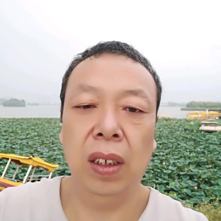 张铁红