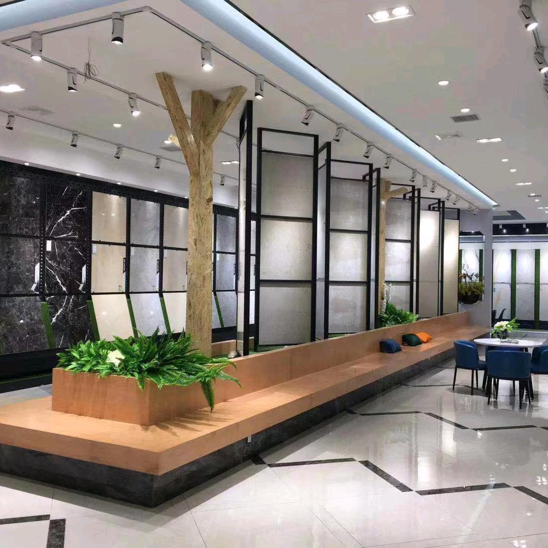 聚享展具-周游列国
