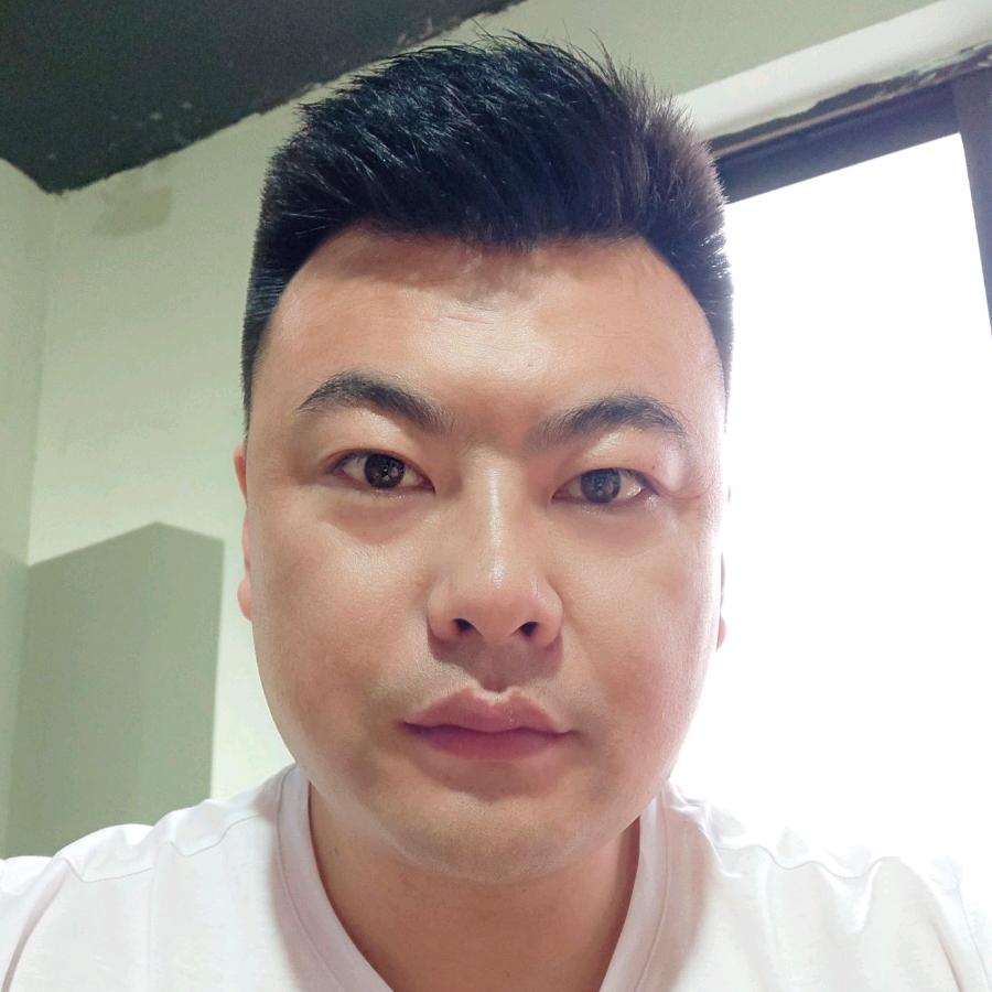 小龚R