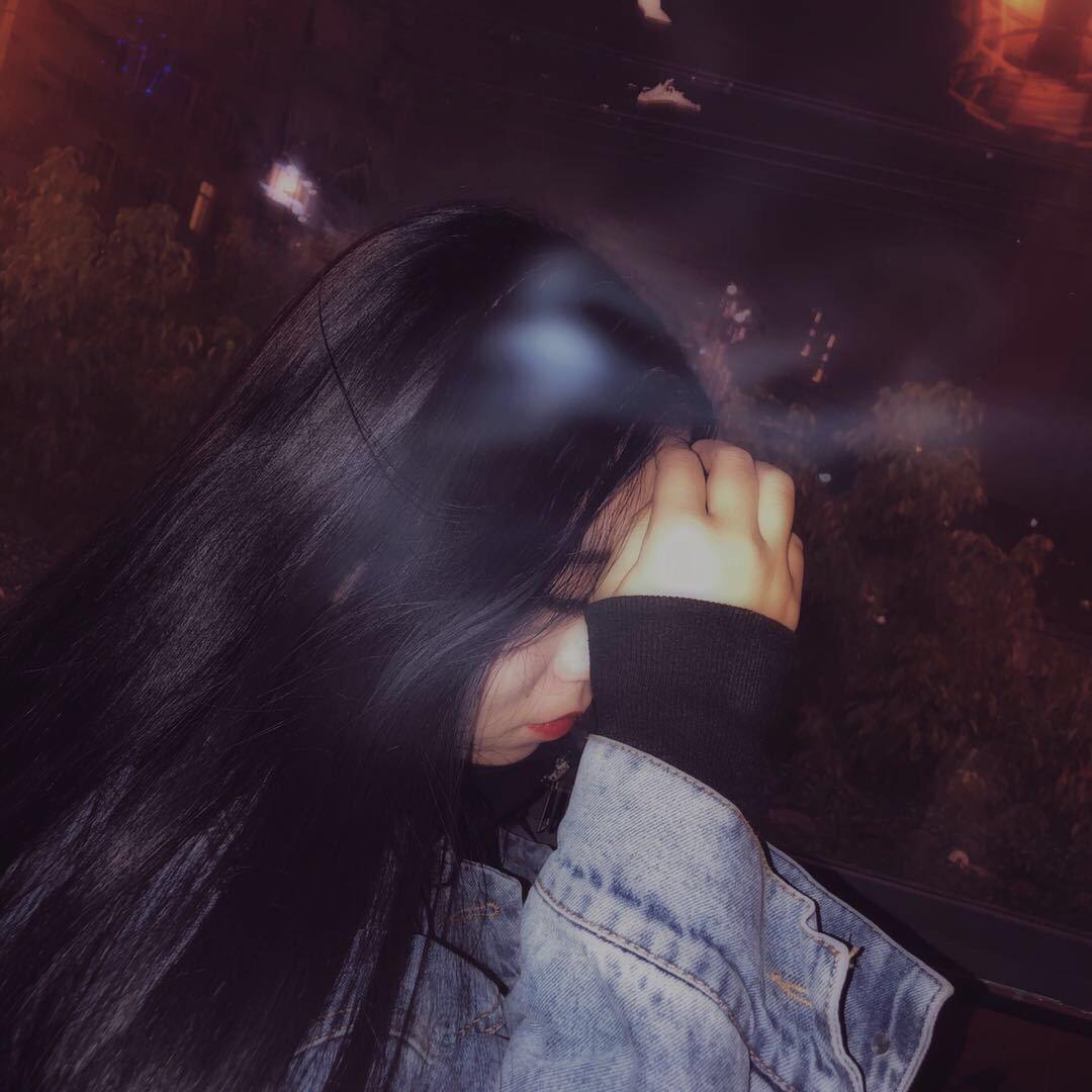 山茶花开在年糕里💌