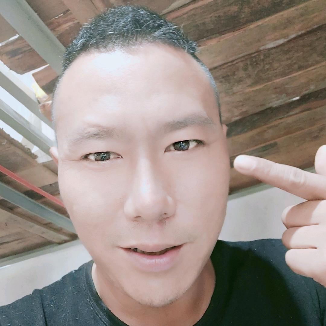 大山走出的汉子