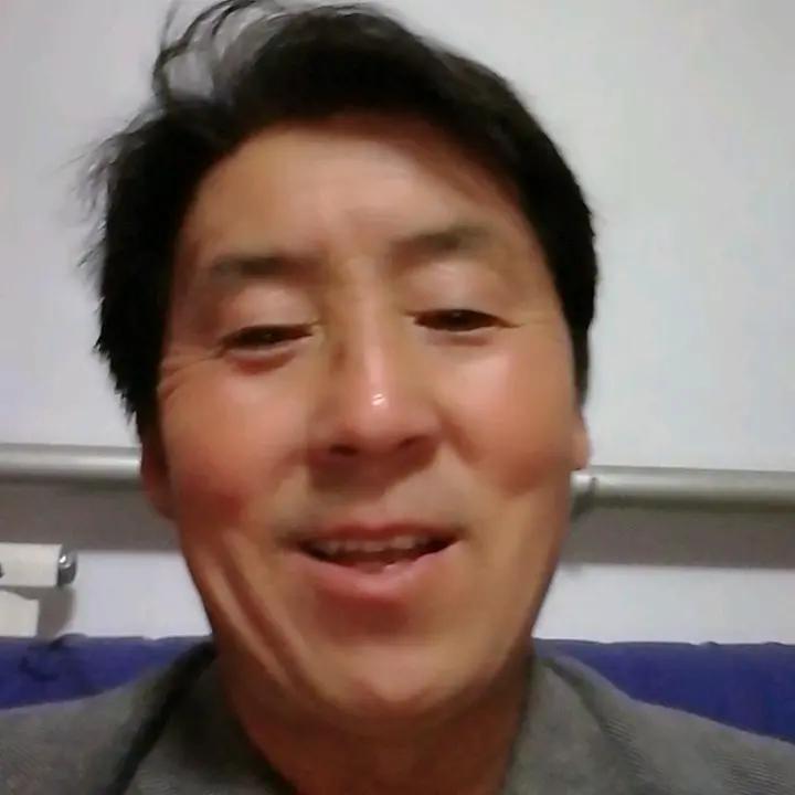 爱国画的张志刚