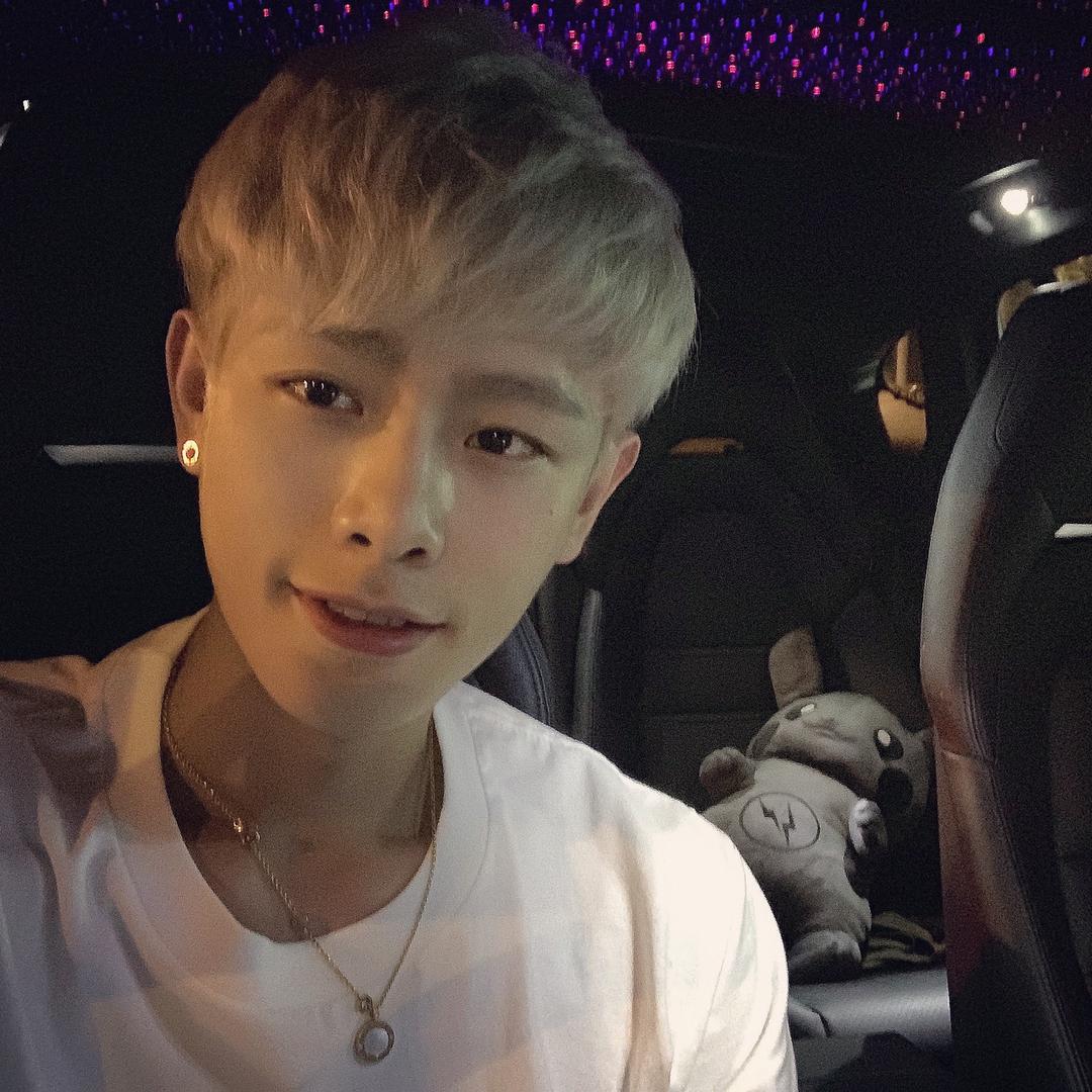 正宇只会做头发