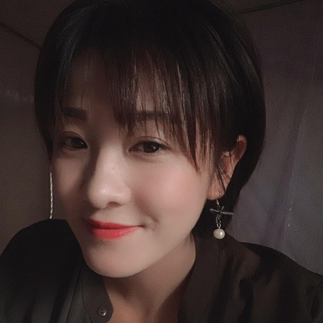 尊先牧业国购牛肉店@魏某人