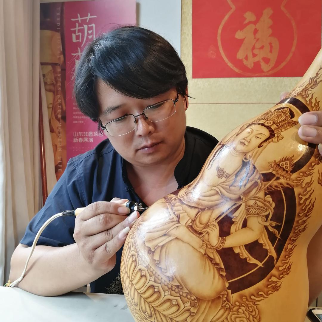 庞昌山烙画