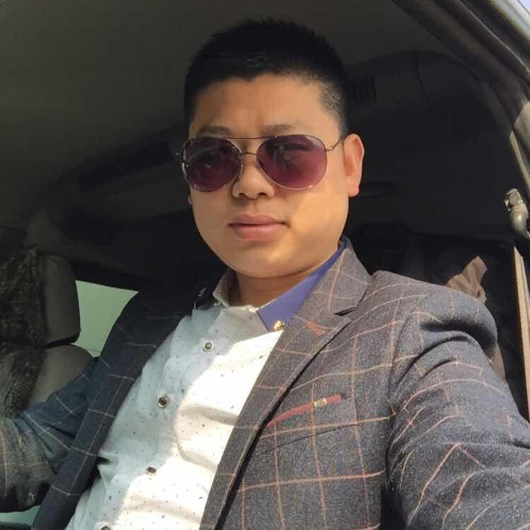 梅龍理