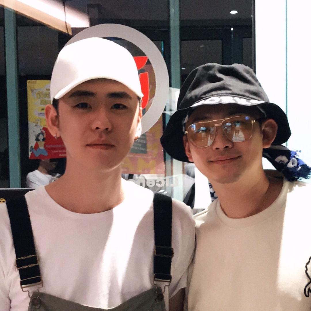 保持围笑好难呢