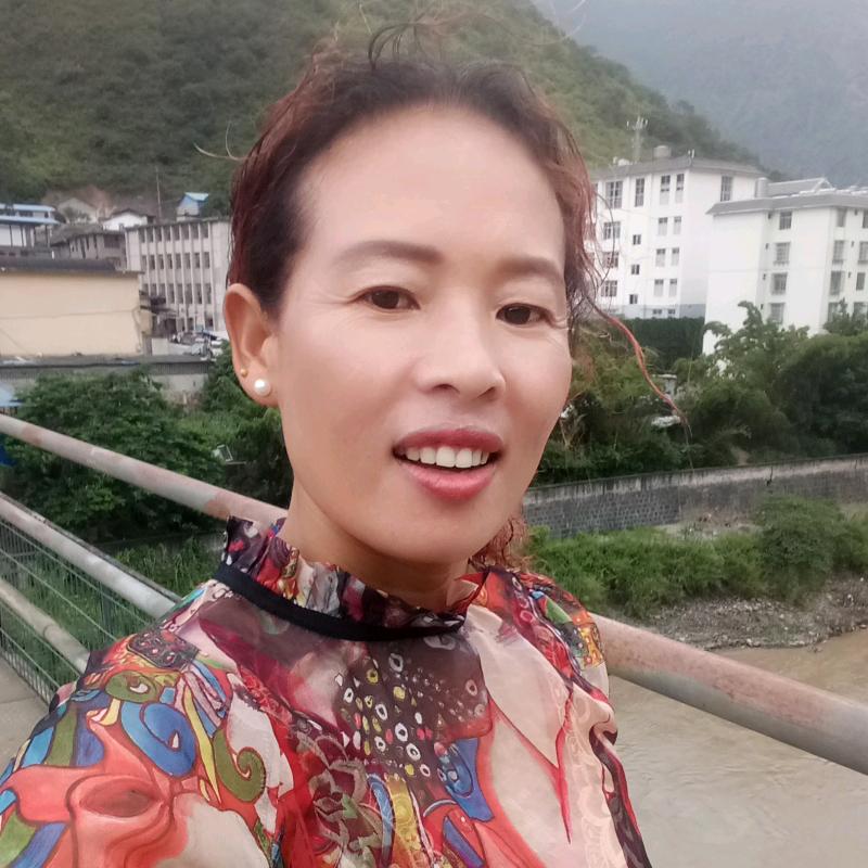傈僳姑娘