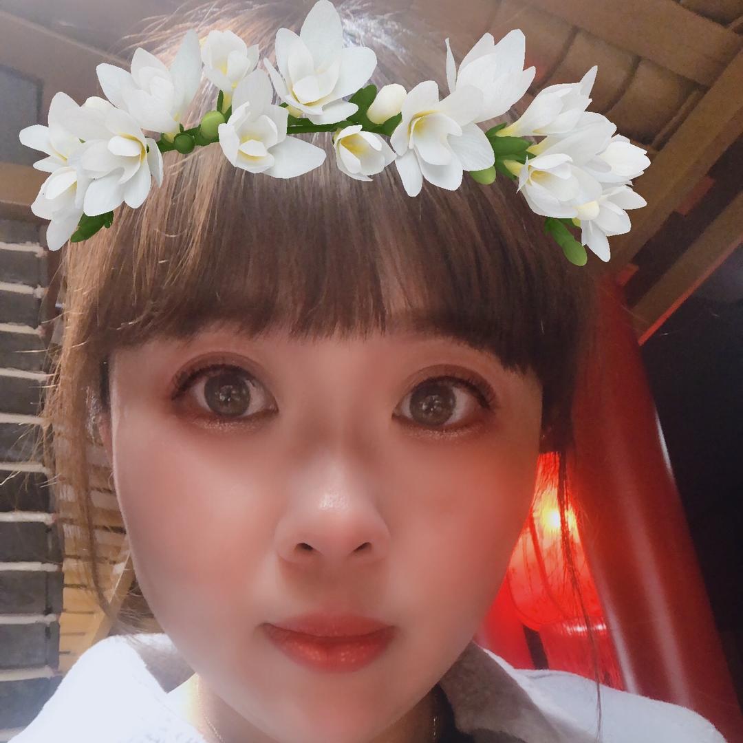 🌺何家大小姐🌺