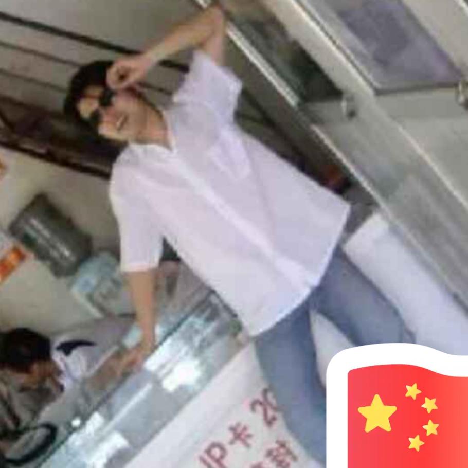 片片落叶🍂片片伤；片片枫叶🍁片片情！