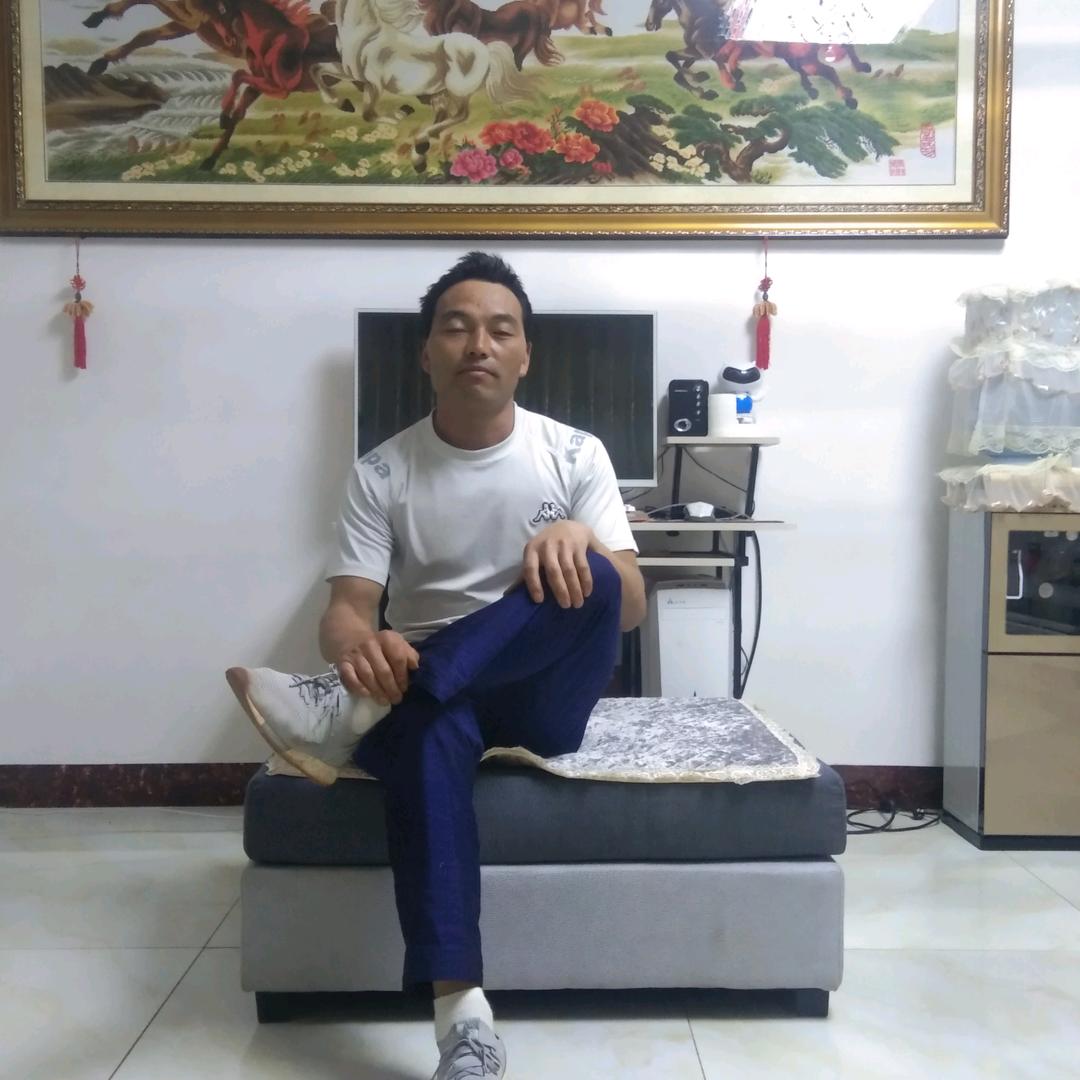 微笑是冰冷的心