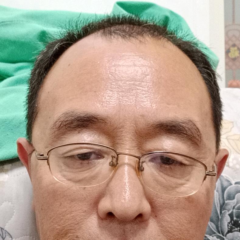 酒红色的茶