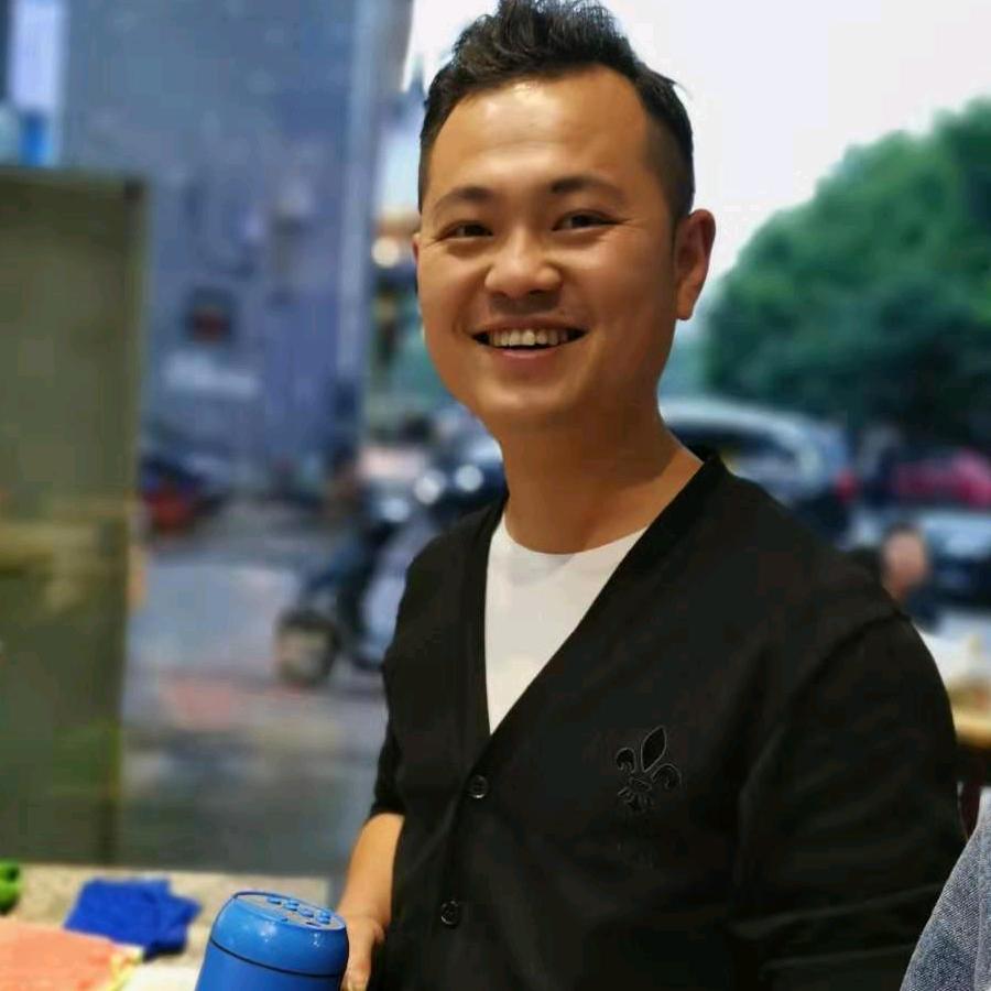 亮哥会做鸭