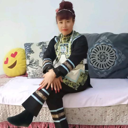 布依族阿妹