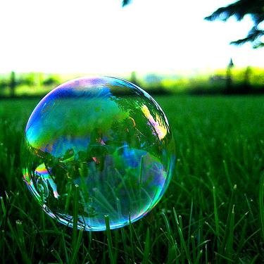 吹个五彩的泡泡